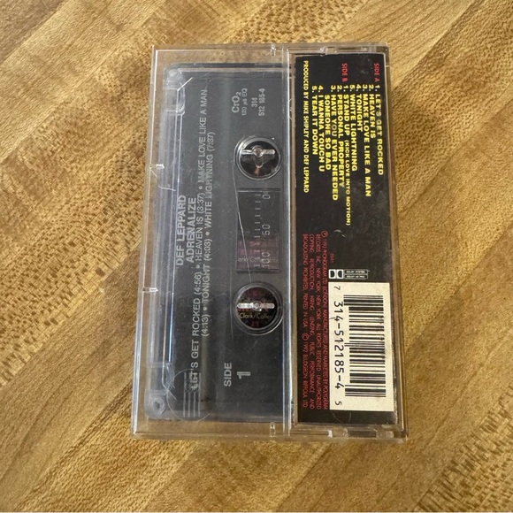Vintage Def Leppard Adrenalize 1992 Album Cassette Tape 80s 90s Music - Picture 2 of 9